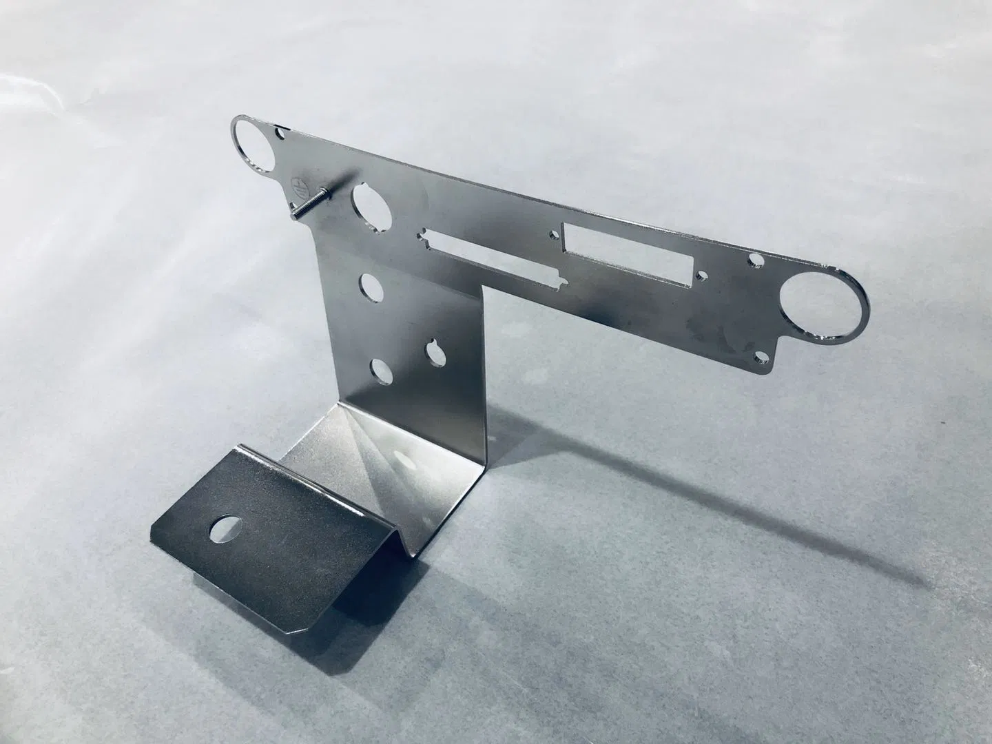 Customize Various Sizes Stainless Steel/Aluminum Laser Cutting of Sheet Metal Parts Welding Processing Services - Image 4