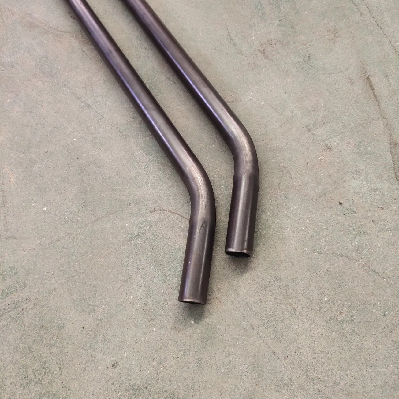 Customized Bending Pipe Service for Automotive Parts, Stainless Steel Pipe Welding, Pipe Stamping Manufacturing - Image 3