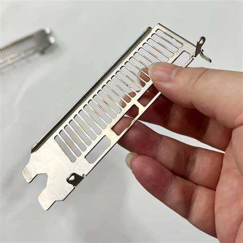 Customized Hardware Stamping Parts, Bent Stainless Steel Stamping Parts, Hardware Non-Standard Components - Image 5