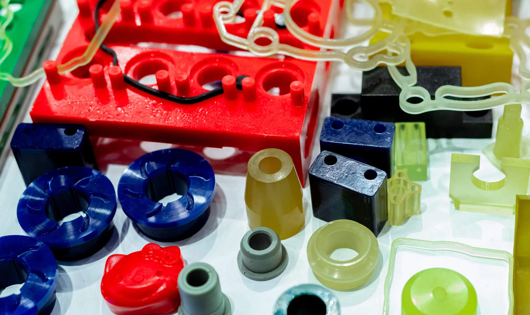 Durable PVC and PP Electronic Shell Components for Safety - Image 2