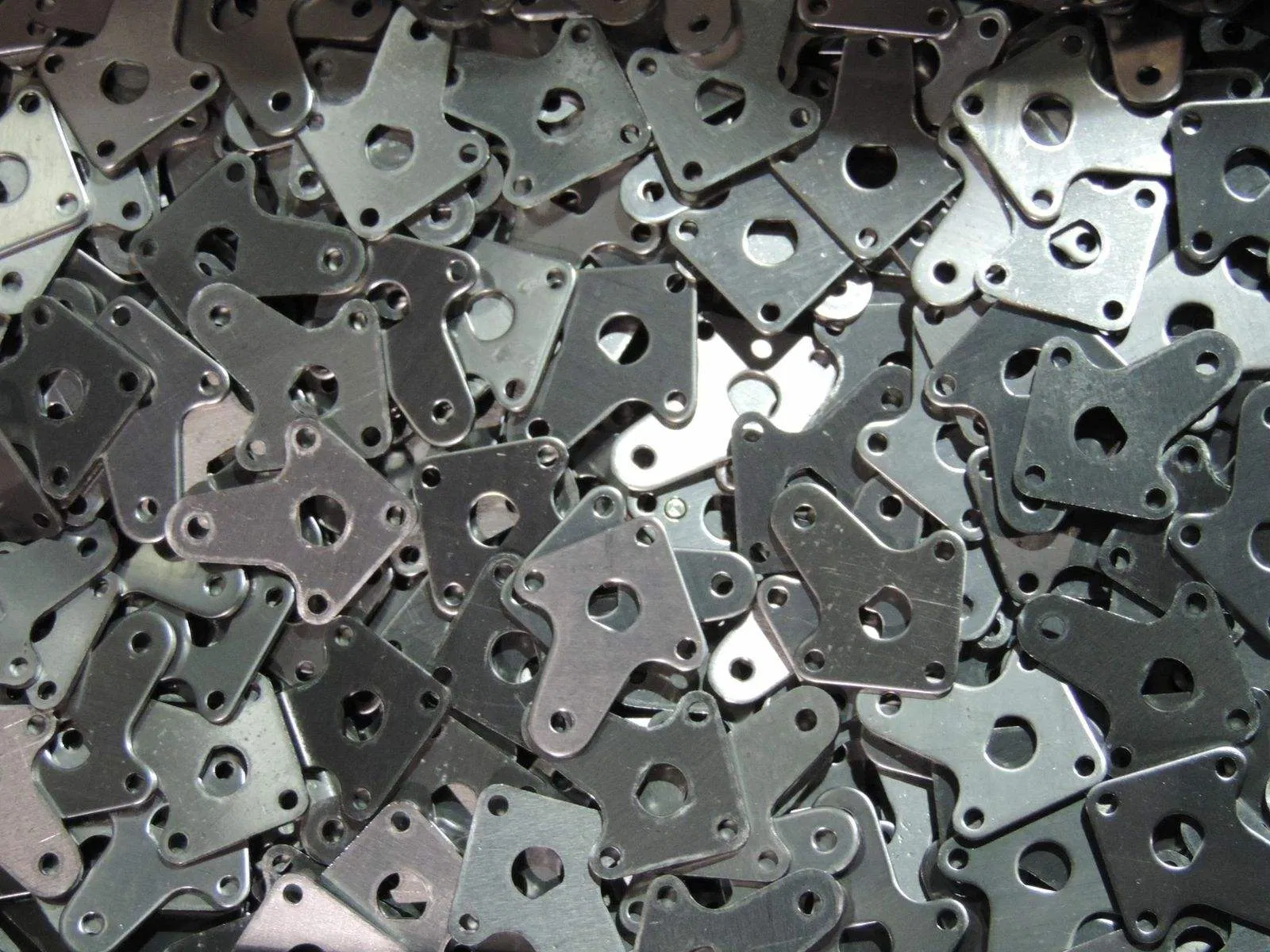 OEM Custom Precision Stainless Steel Stamping Parts for Electric Vehicles - Image 6