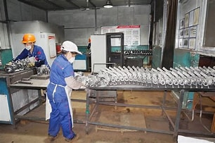 Precision Casting of Automotive Parts, Focusing on Precision Manufacturing for 17 Years - Image 5