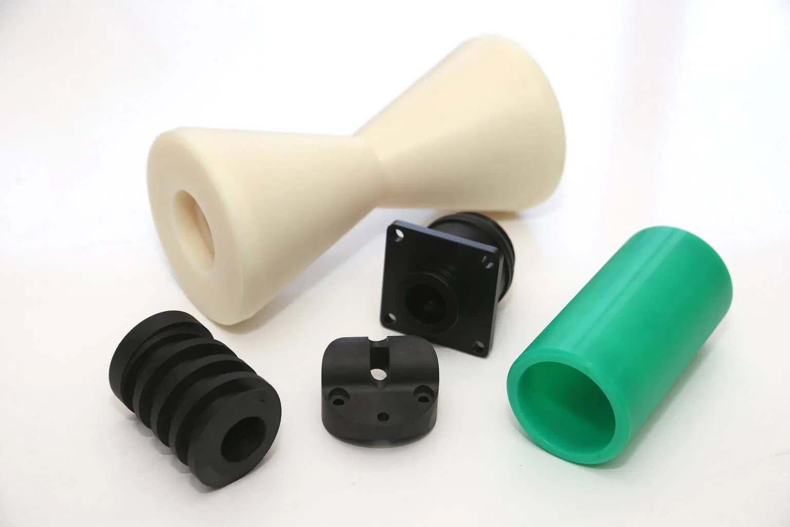 Yistar Injection Molding Service Plastic Tools Custom Part Factory Plastic ABS PP Pon Nylon Injection Parts - Image 3